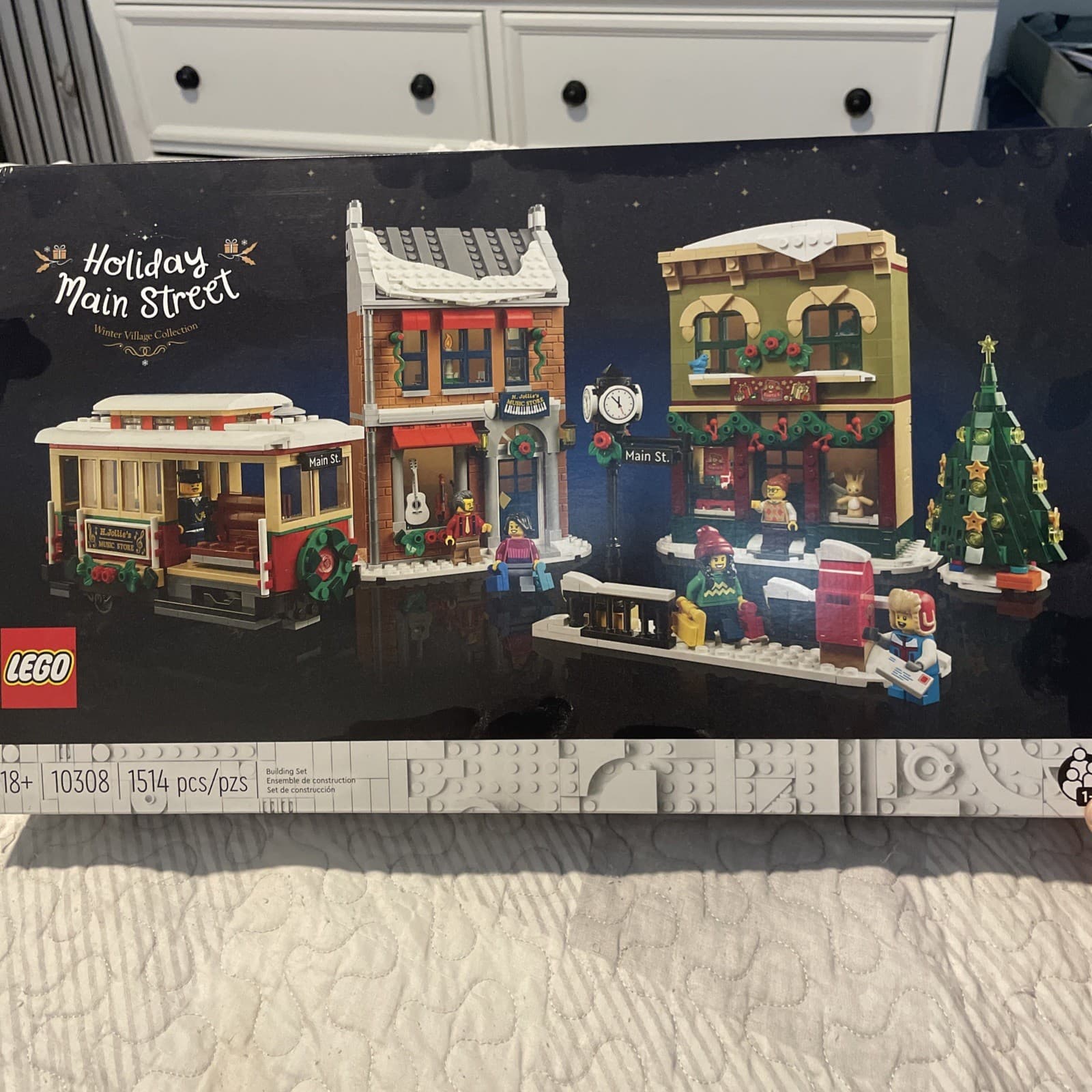 Holiday Main Street